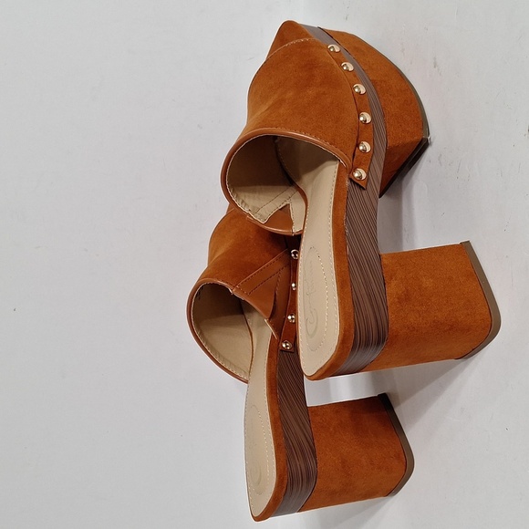 Comfort Est.1946 NEW Faux Suede Bohemian 70's Platform Studded Slip On Heels 8.5 - Picture 8 of 10